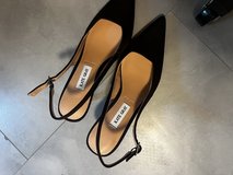 Dark brown heels in Grafenwoehr, GE
