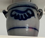 Size 2 Bavarian Pottery in Stuttgart, GE
