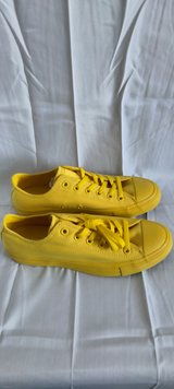 Converse CTAS OX - all-yellow in San Diego, California