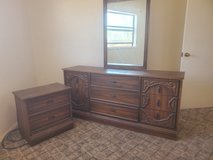 Dresser, mirror, bedside table in Alamogordo, New Mexico