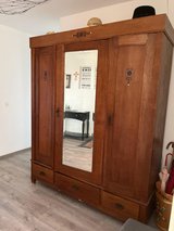 Mother of Pearl Inlay Oak Armoire in Stuttgart, GE