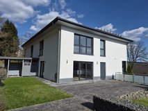 Modern 4.5-bedroom house with a garden and garage in Krickenbach (Kaiserslautern district) in Ramstein, Germany