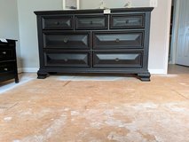 Dresser in Clarksville, Tennessee
