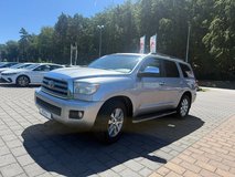 2014 Toyota Sequoia 4x4 Limited 8 Passenger in Ramstein, Germany