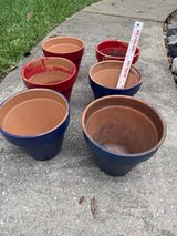 Clay pots in Kingwood, Texas