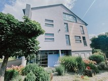 Weilerbach: Friendly and bright 2 bedroom / 1 1/2 bathroom Apt with private parking & balcony in Ramstein, Germany