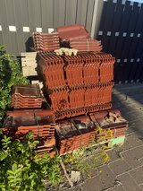 roof tiles for free in Wiesbaden, GE