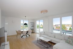Fully furnished exclusive 1BR Penthouse in Echterdingen close to Kelley in Stuttgart, GE