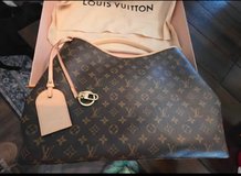 Authentic Louis Vuitton Again handbag  and Clémence Wallet in Camp Lejeune, North Carolina