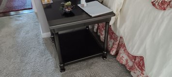 2 end tables in Travis AFB, California