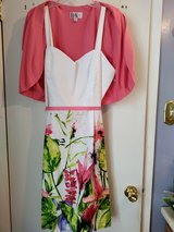 WOMENS DRESS W/SWEATER in Quantico, Virginia