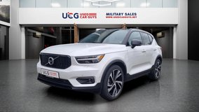 2022 Volvo XC40 T5 R-Design AWD in Ramstein, Germany