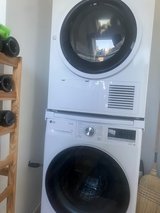Washer and Dryer in Stuttgart, GE