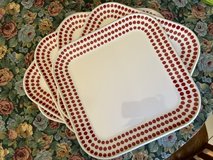 Melamine plates in Naperville, Illinois