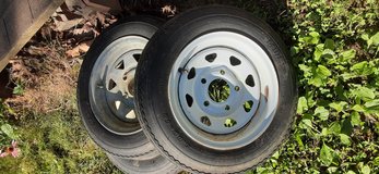 Trailer tires in Fort Leonard Wood, Missouri