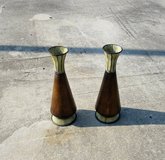 2 vase set for $10.oo or one for $8.00/ metal 2ft tall-8" round for dry flowers used like new in Byron, Georgia