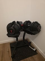 BowFlex SelectTech 1090i Adjustable Dumbbells (Pair), Adjustable from 4 to 41 kg in 17 Weight Le... in Ramstein, Germany