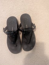 Vionic Sandals, Size 8, fits more like 8.5 in Naperville, Illinois