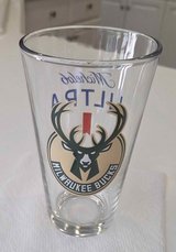 Authentic Promo Milwaukee Bucks Michelob ULTRA Beer Pint Glass in Chicago, Illinois