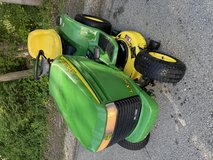 John Deere GT 275 tractor great condition no hood but runs fast and great! in Chicago, Illinois