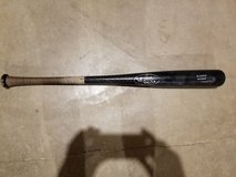 Louisville Slugger baseball bat, 32 inches in Aurora, Illinois