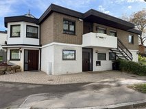 3 BR Bungalow 2.133 sqft. incl. party room 252 sqft. 5 min to Panzer in BB Nürtingerstr.92 in Stuttgart, GE