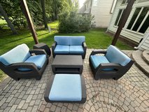 Patio furniture in good condition for sale in Bolingbrook, Illinois