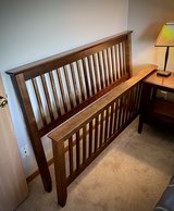 Simple Wood Queen Head and Foot Board in Yorkville, Illinois