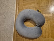 Airplane neck pillow in Wiesbaden, GE