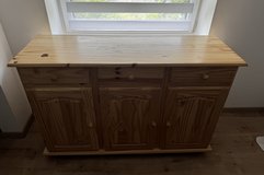 Pine Sideboard in Grafenwoehr, GE