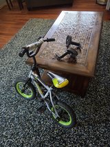 Huffy 12 inch boy's bike in Bolingbrook, Illinois