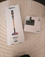 Dyson V16 vacuum cleaner – brand new, in original packaging!! New!! in Batavia, Illinois