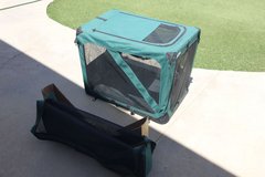 Collapsable pet bed/crate in Alamogordo, New Mexico