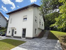 Freestanding home im Ramstein school district in Ramstein, Germany