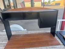FREE Desk in Alamogordo, New Mexico