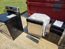 Used Stove, Microwave, Dishwasher in Perry, Georgia