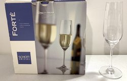 Like New! Schott Zeiesel 6pc Forte Tritan Crystal 7.6oz Flute Champagne Glasses in Naperville, Illinois