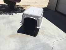Pet carrier/kennel, large in 29 Palms, California