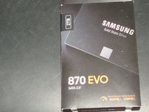 SAMSUNG 870 EVO 2.5"  2TB SATA III SSD (solid state hard drive) internal Interface in Yorkville, Illinois