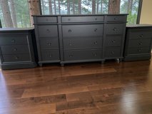 Huge Lane Dresser & Nightstands 3pc Bedroom Set Solid Wood Black Satin New in Houston, Texas