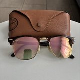 Ray Ban Sunglasses - Women in Stuttgart, GE