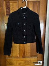 Aeropostale black cropped denim jacket featuring silver hardware buttons. in Batavia, Illinois