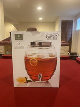 Glass drink dispenser in Plainfield, Illinois