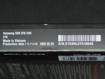 SAMSUNG 870 EVO 2.5"  2TB SATA III SSD (solid state hard drive) internal Interface in Aurora, Illinois