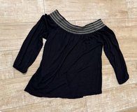 Old Navy Off-the-Shoulder Black Peasant Top-Size Medium in Aurora, Illinois
