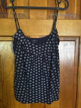 Ann Taylor Loft Tank Top - Size Medium in Aurora, Illinois