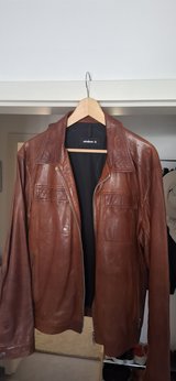 Strellson leather jacket size L 52 in Stuttgart, GE