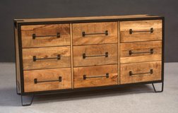 Dresser with nine drawers in Baumholder, GE