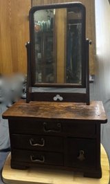 4 Drew Wooden Jewelry Chest in Okinawa, Japan