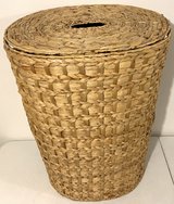 World Market Laundry Hamper - lg/25"H Oval clothes storage Seagrass Basket in Orland Park, Illinois